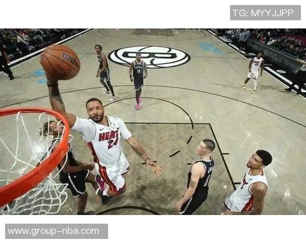 篮网官方宣布德雷克鲍威尔因右脚踝扭伤缺席本场比赛