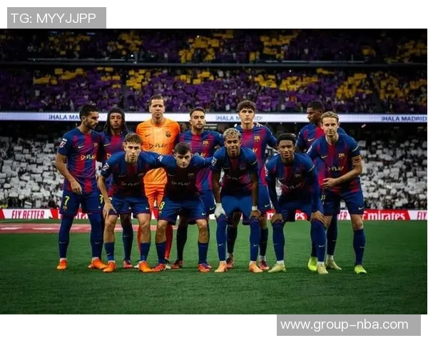 巴萨今日训练吸引众星参与巴尔德埃里克伯纳尔什琴斯尼齐聚一堂