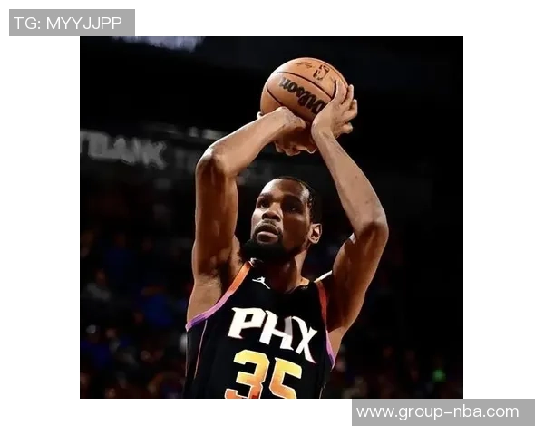 亚历山大制造杜兰特犯规象征新老球员交接的时代变迁