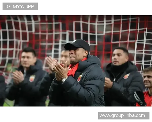 穆斯卡特谈亚冠表现提升与古斯塔沃红牌争议的难解之处