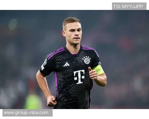 基米希因脚踝伤病未愈缺席拜仁新年首训引发关注