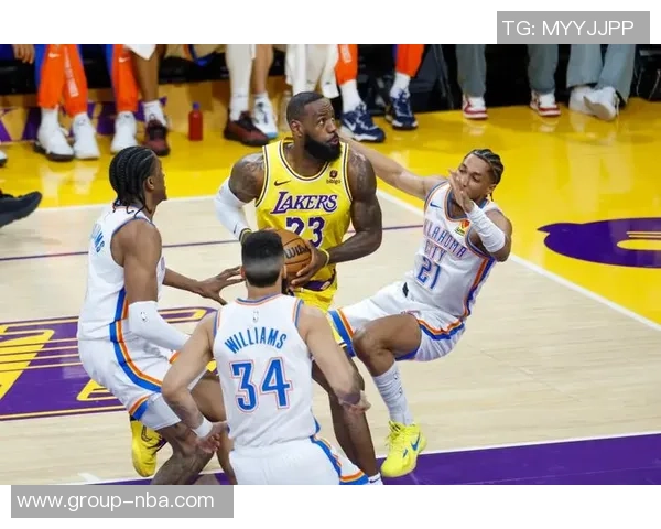 NBA精彩回顾雷霆大胜太阳湖人轻松战胜独行侠快船击败灰熊展现强势表现